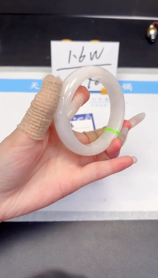 【闪购商品】和田玉手镯未镶嵌336-58.8