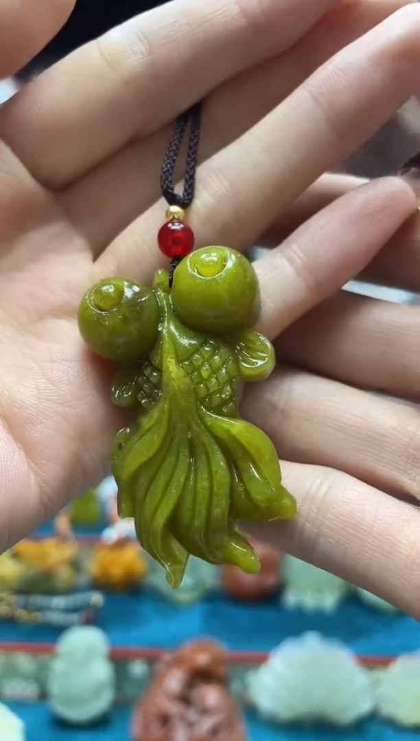 未镶嵌岫玉吊坠·