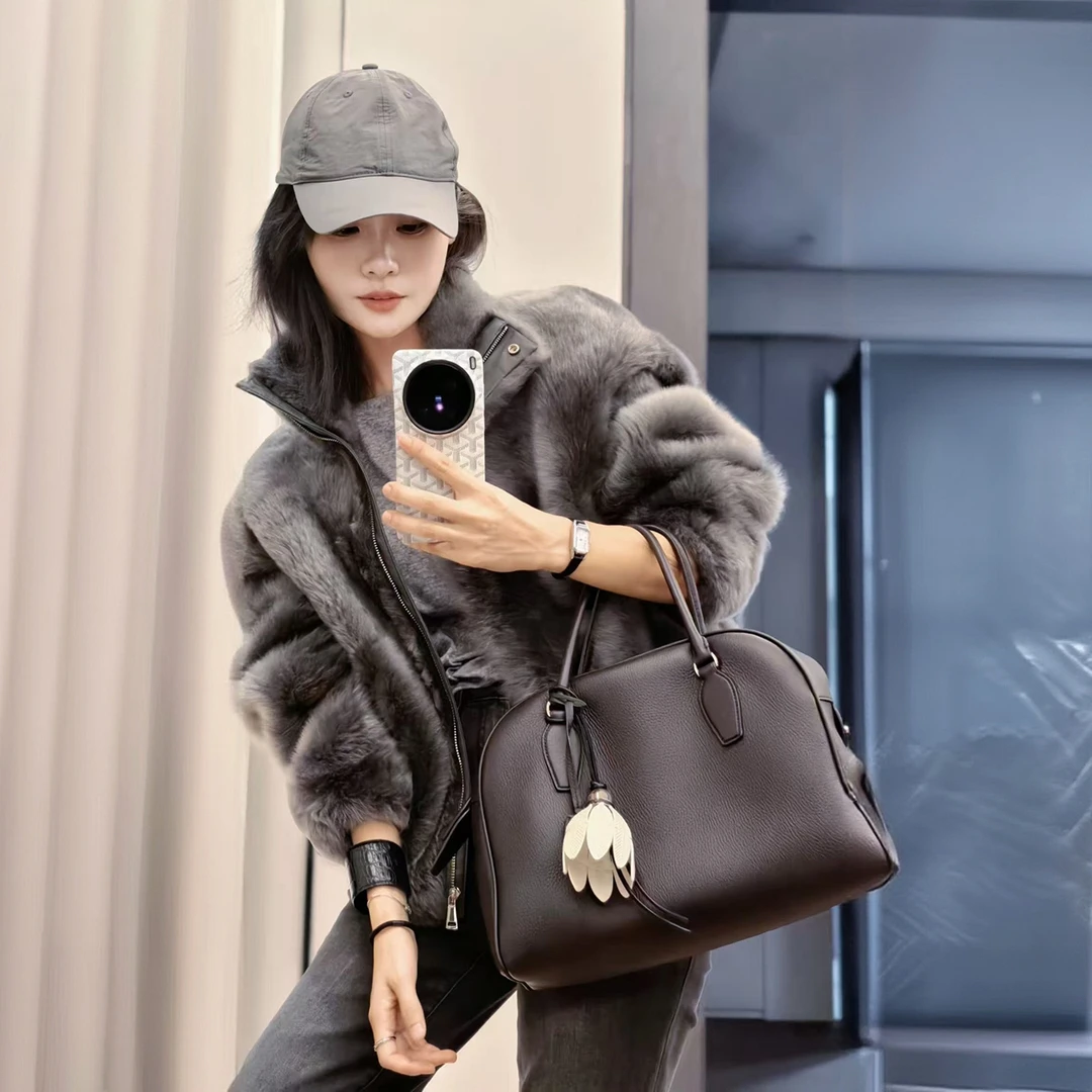 人造皮草 美洋MEIYANG 银绒拉贡外套-周一