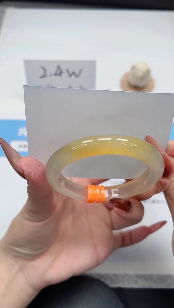 【闪购商品】玛瑙/玉髓手镯未镶嵌54/香槟55.8