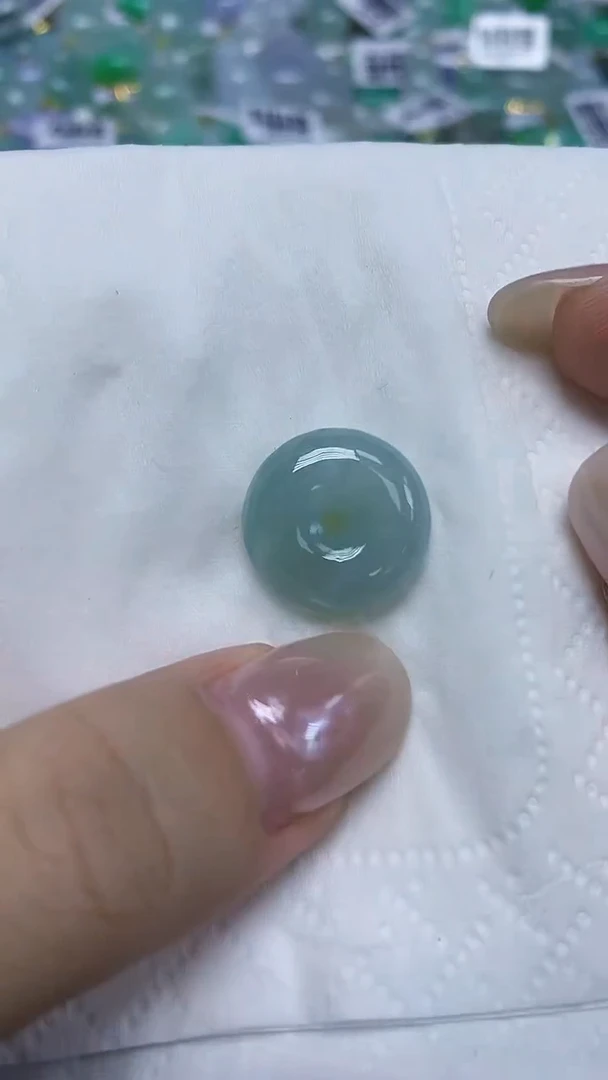 翡翠未镶嵌颈饰天然缅甸翡翠A货