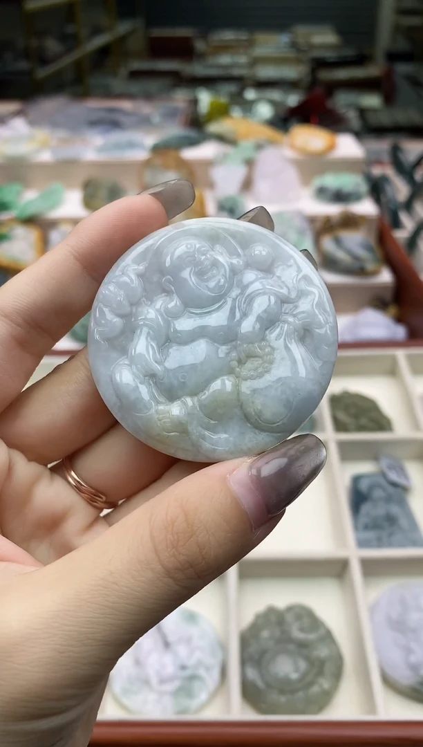 颈饰未镶嵌翡翠1