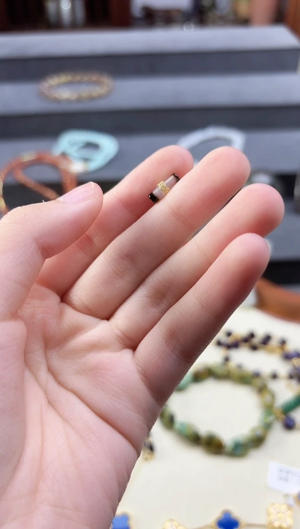 挂件玛瑙/玉髓（覆膜）18K金镶嵌18K金玛瑙配饰ZX