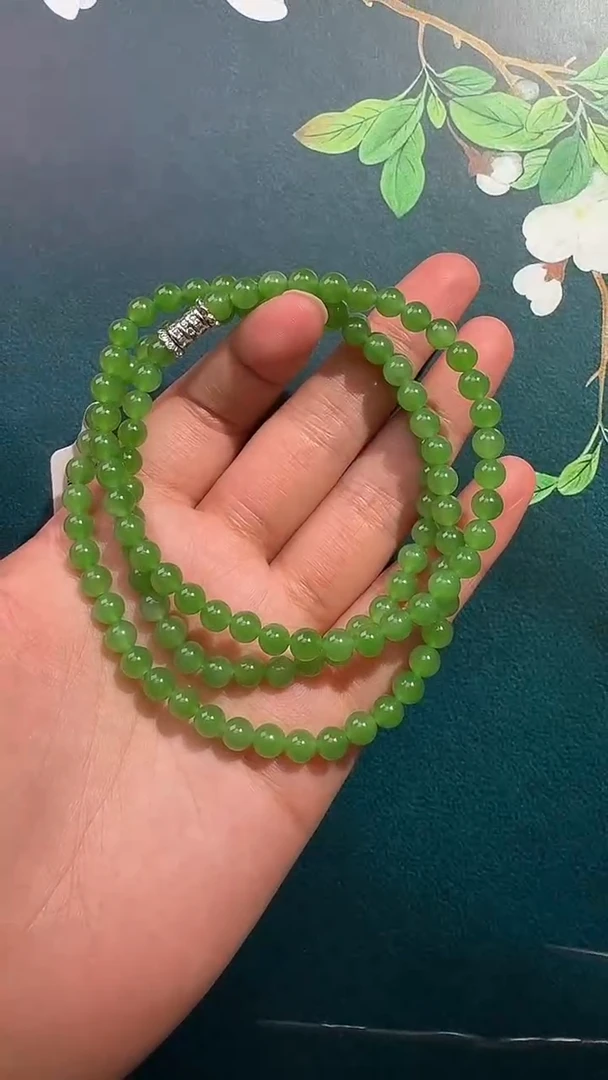 颈饰未镶嵌和田玉项链