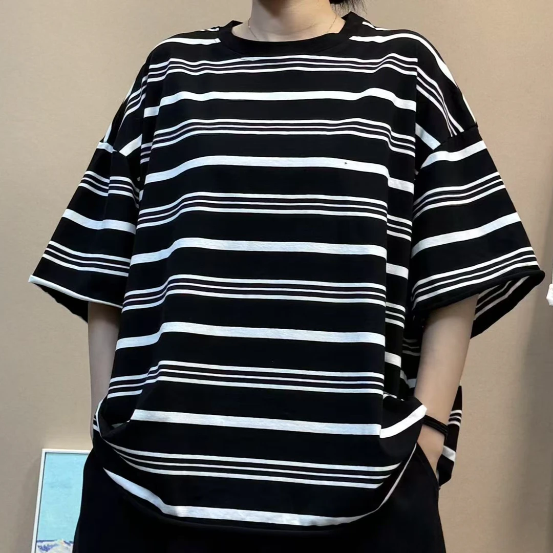 棉料黑条纹卷边短袖t恤女宽松