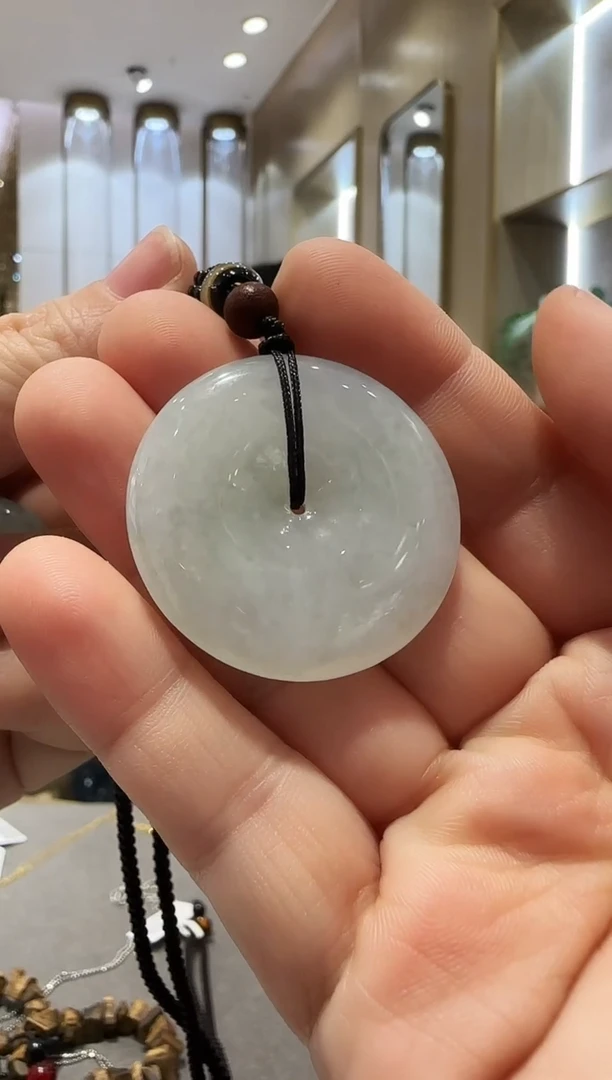 颈饰未镶嵌翡翠【36】