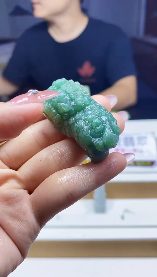 翡翠未镶嵌颈饰翡翠A货