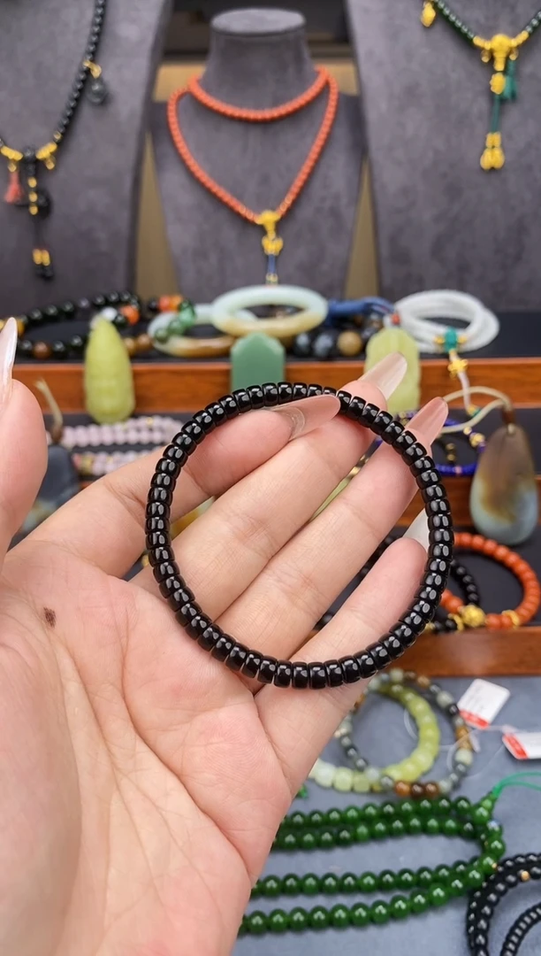 手串未镶嵌和田玉5mm＋药片手串