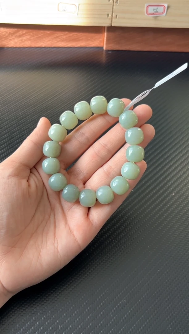 未镶嵌手串和田玉且末微色差近矿卡14jkm