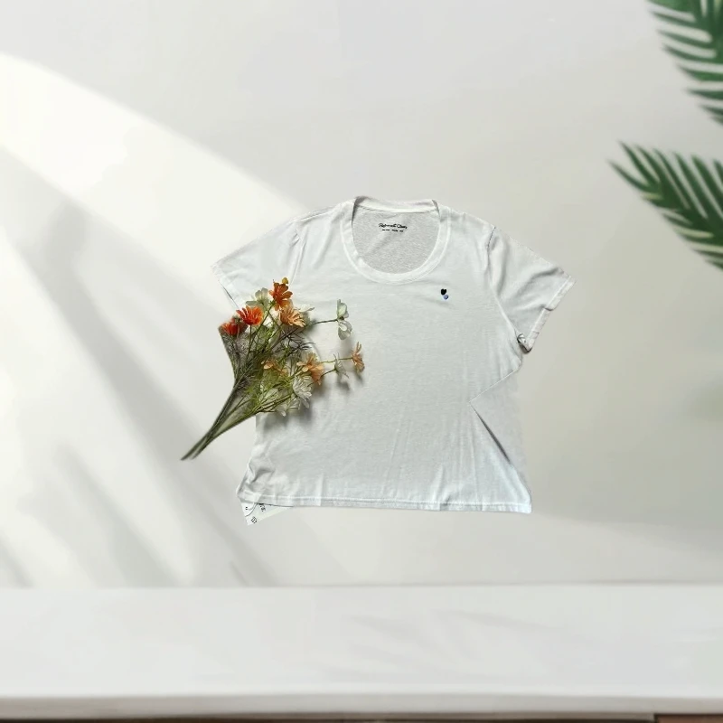 大码休闲风短袖修身型时尚设计师简约T恤