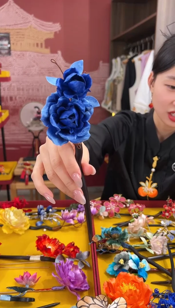 【闪购商品】刺绣非遗绒花（发饰）