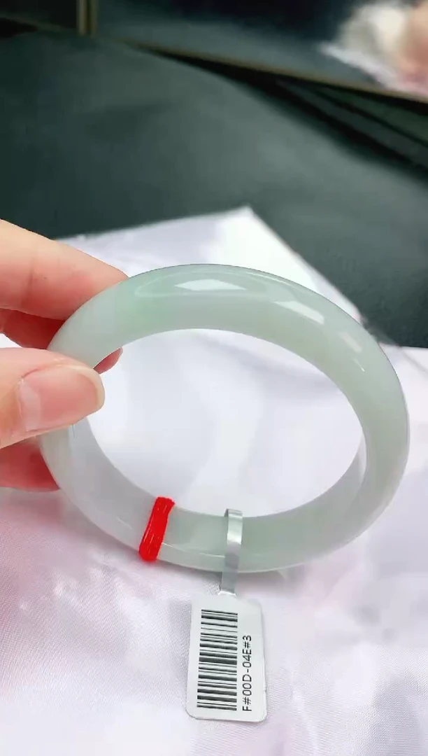 未镶嵌手镯翡翠缅甸天然A货翡翠手镯