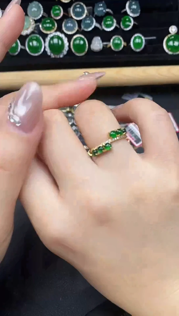 银S925镶嵌戒指翡翠327438