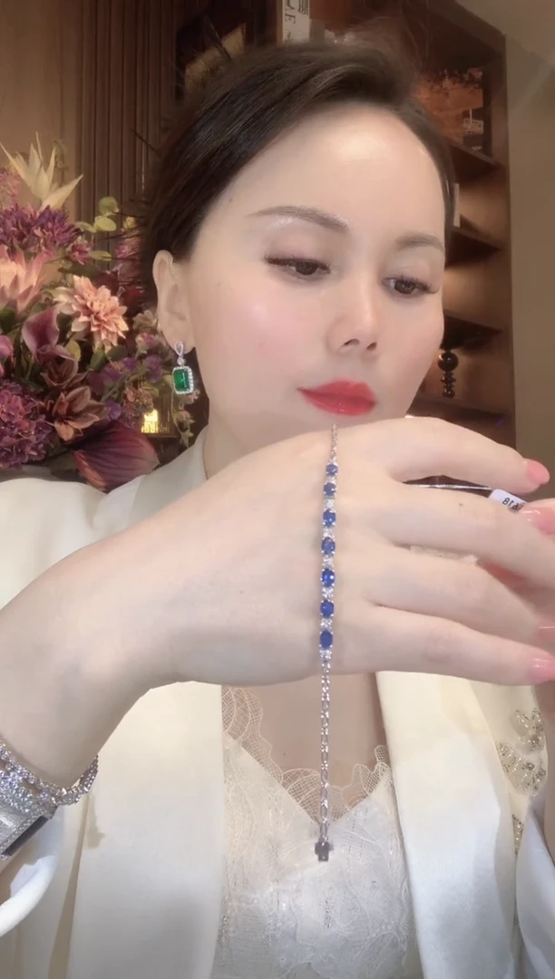 手链蓝宝石18K金镶嵌A68