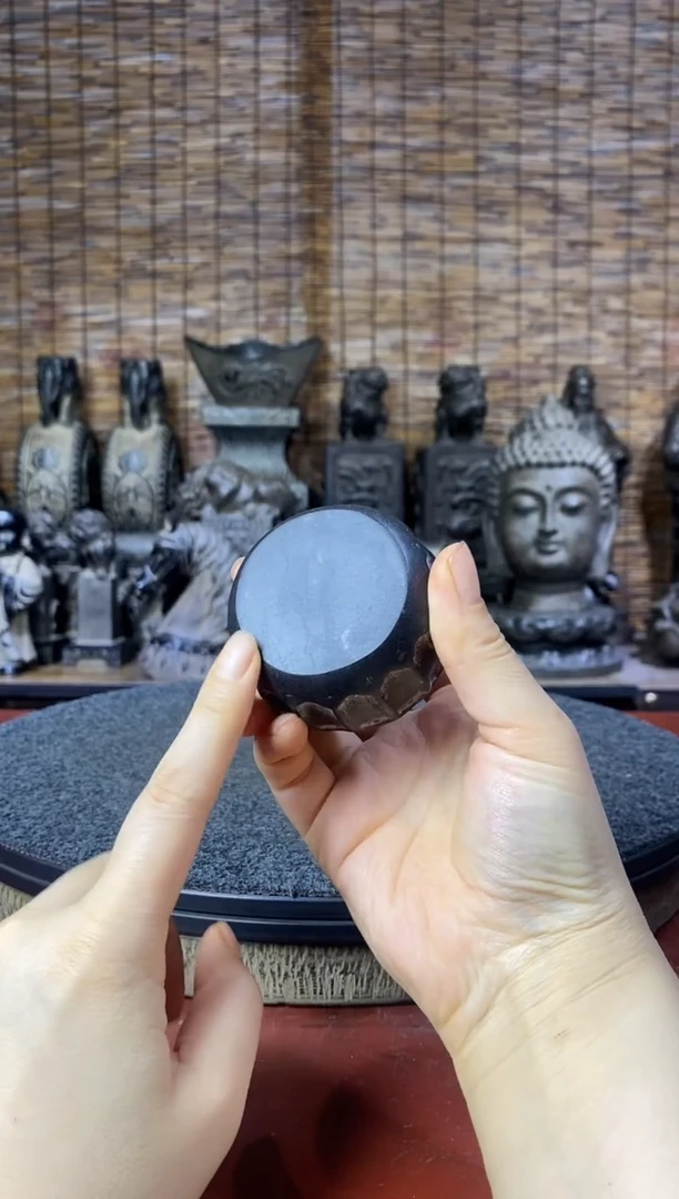 石材天然青石石雕手把件小石鼓