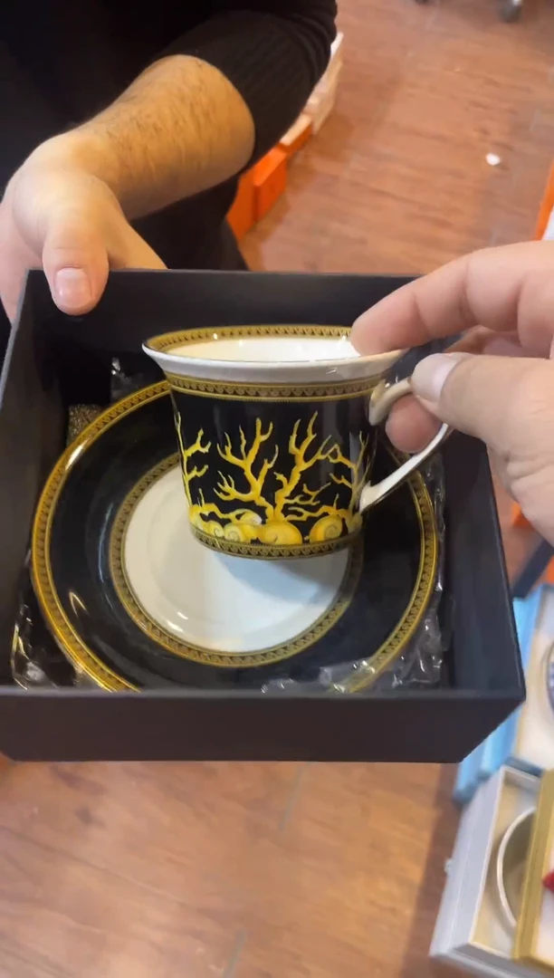 杯鸿辉家品牌瓷器，京东包邮！