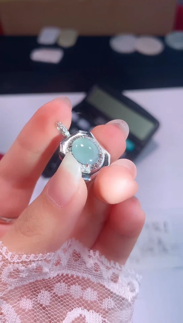 颈饰未镶嵌翡翠0芹0翡翠珠宝730