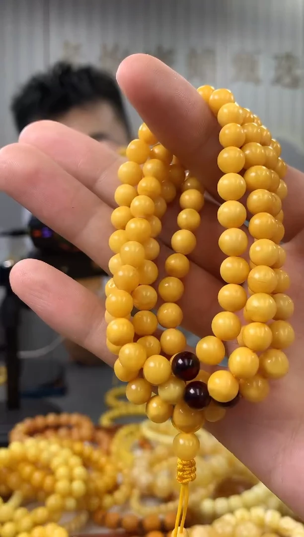 【闪购商品】琥珀裸石未镶嵌链子