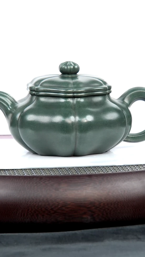 茶壶紫砂62 李宝珍 葵仿古 绿泥 500毫升