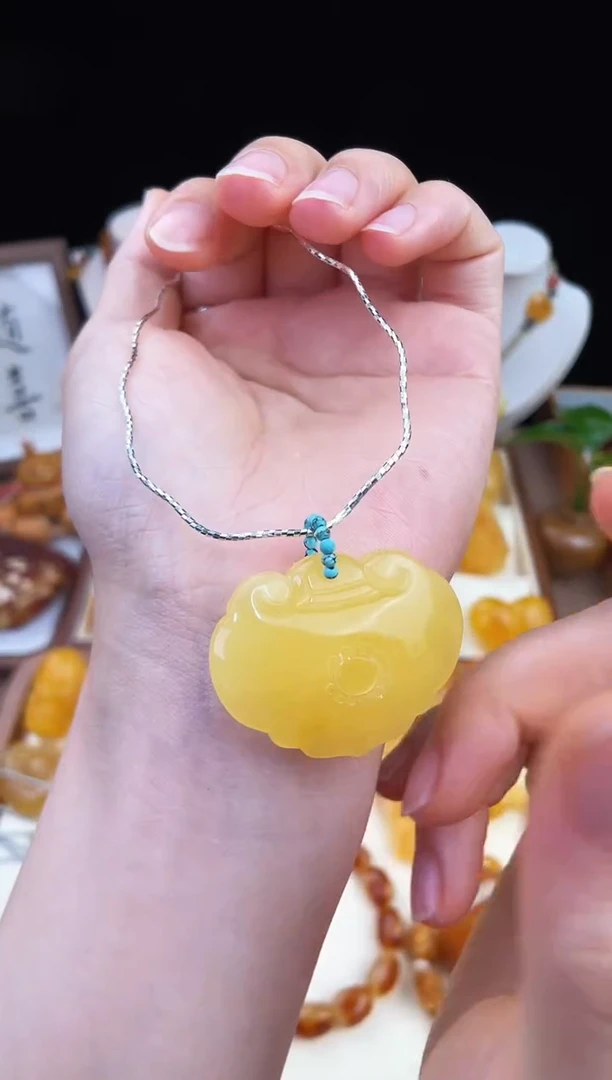 琥珀未镶嵌珠宝奇石柒月