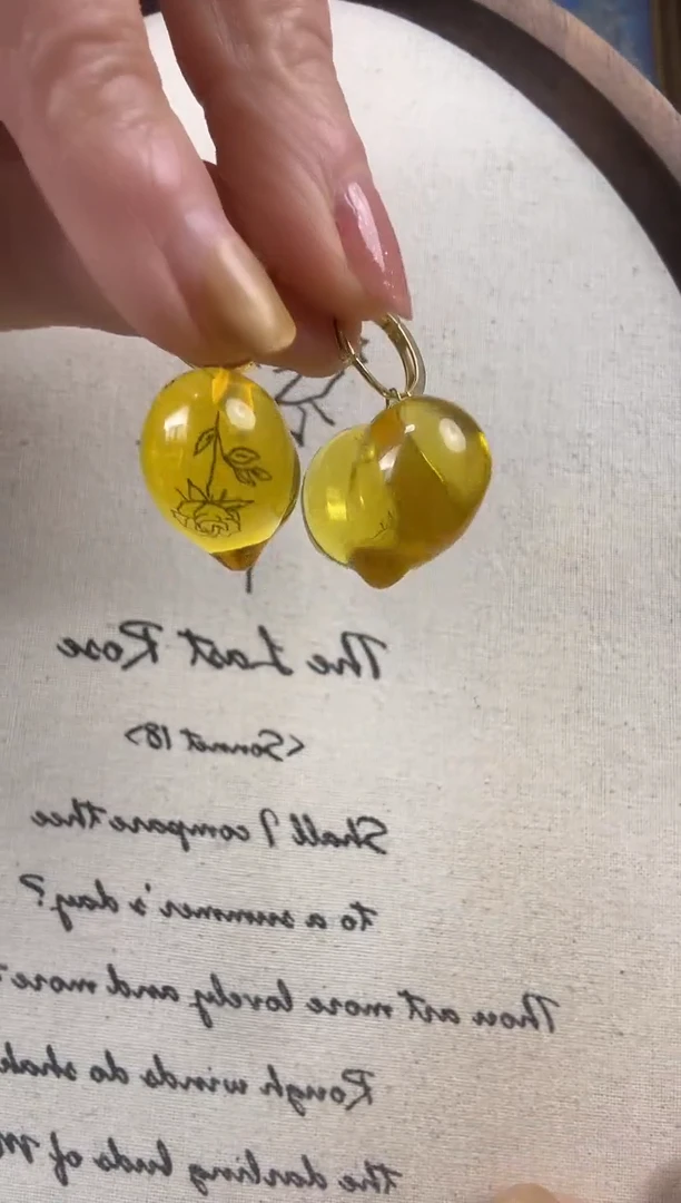 琥珀18K金镶嵌耳饰天然