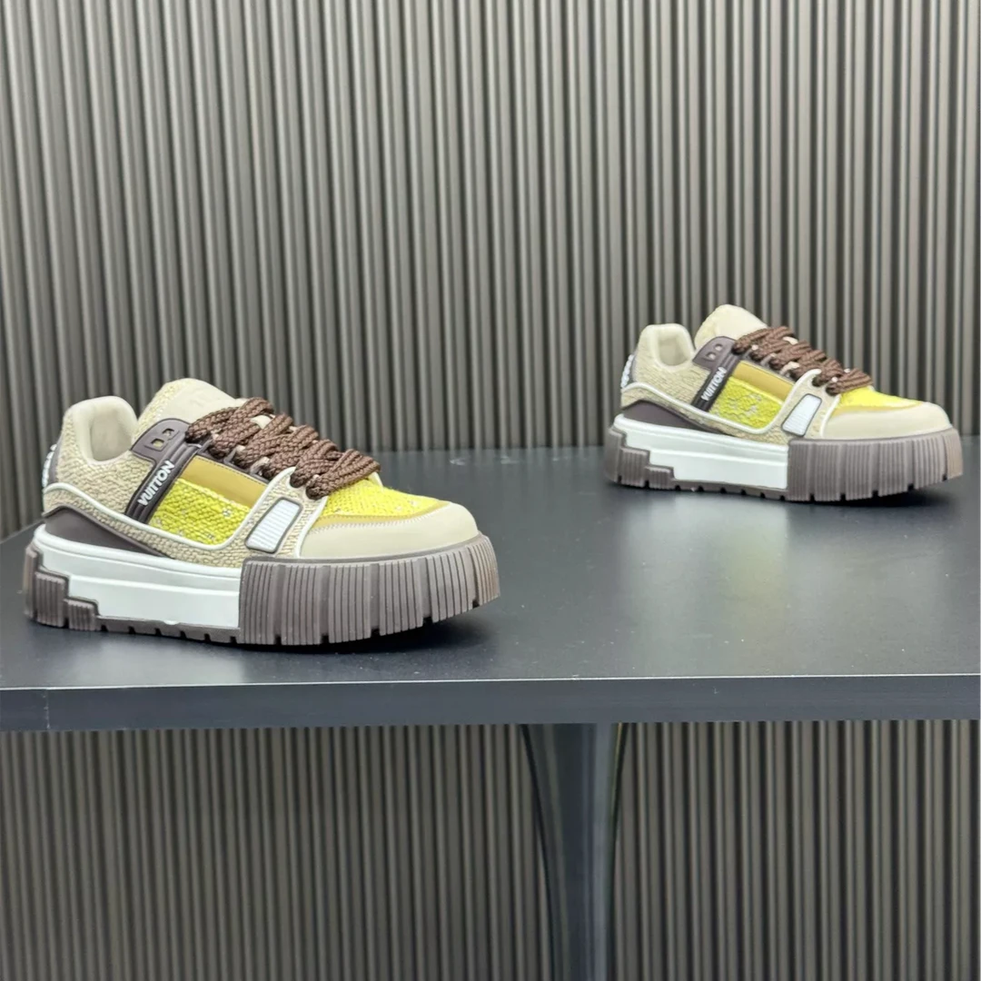 2025夏季新款时尚百搭潮流轻奢高端耐磨舒适休闲男鞋（标准尺码）