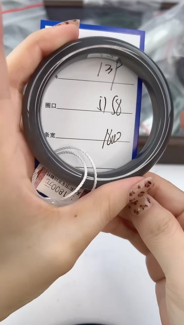 未镶嵌手镯和田玉139颜色微差无瑕疵