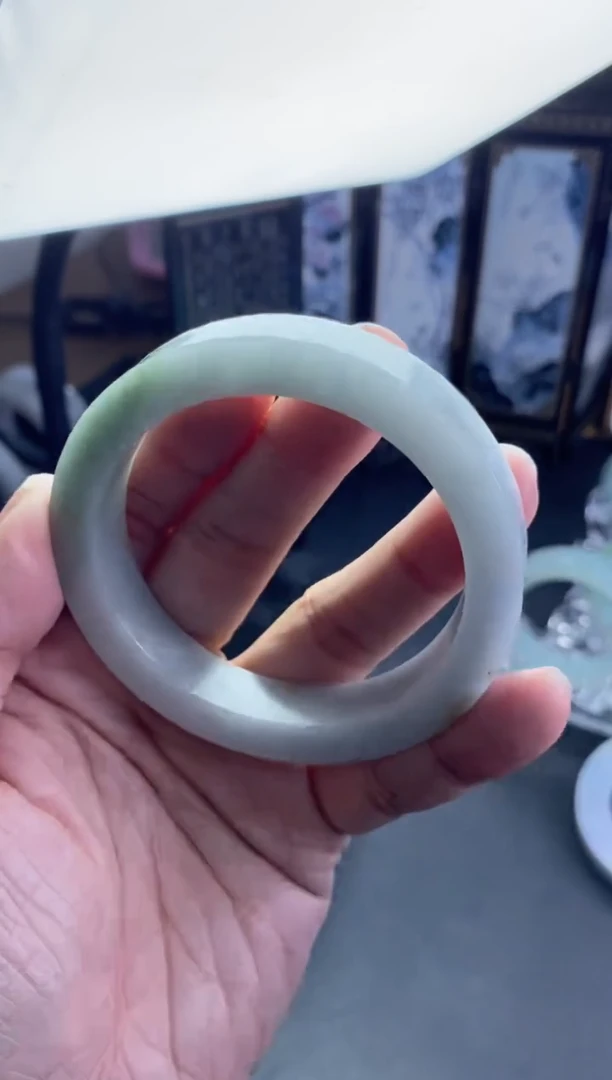 【闪购商品】定制翡翠正圈未镶嵌翡翠手镯