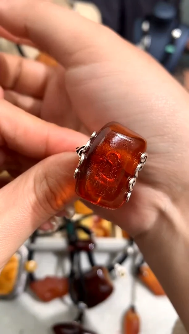 【闪购商品】蜜蜡裸石未镶嵌似玉