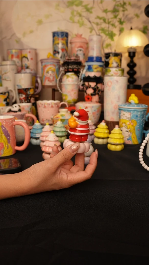 陶景德镇手绘的杯子