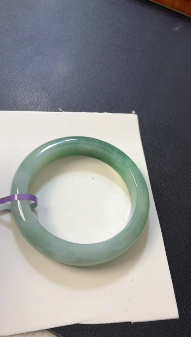 未镶嵌手镯翡翠28号  53圈口