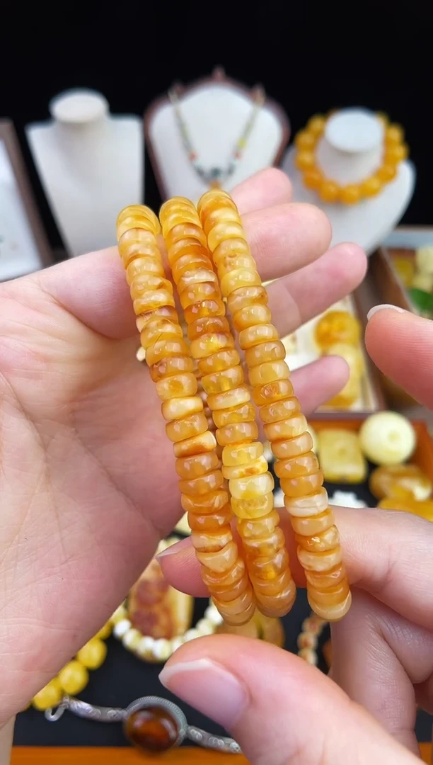 琥珀未镶嵌珠宝奇石多样性发其一