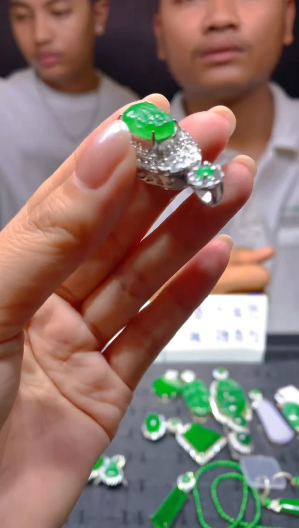 未镶嵌定制翡翠299多样性发货（发其一）