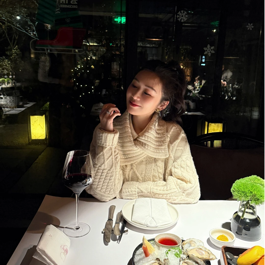 syna希娜 告白约定 立体绞花翻领百搭毛衣