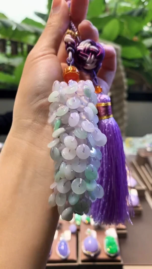 颈饰未镶嵌翡翠翡翠A货