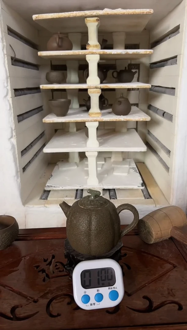【闪购商品】冰碛岩陶制手工整点福利壶