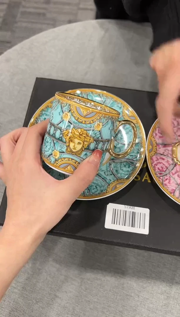 【闪购商品】杯H615--------------