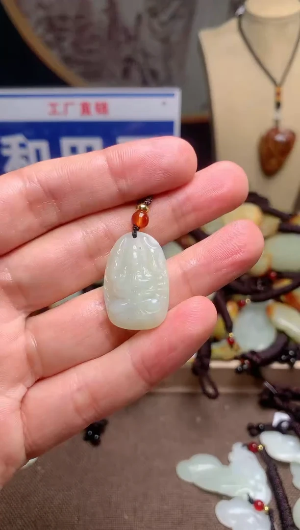 【闪购商品】和田玉颈饰未镶嵌1