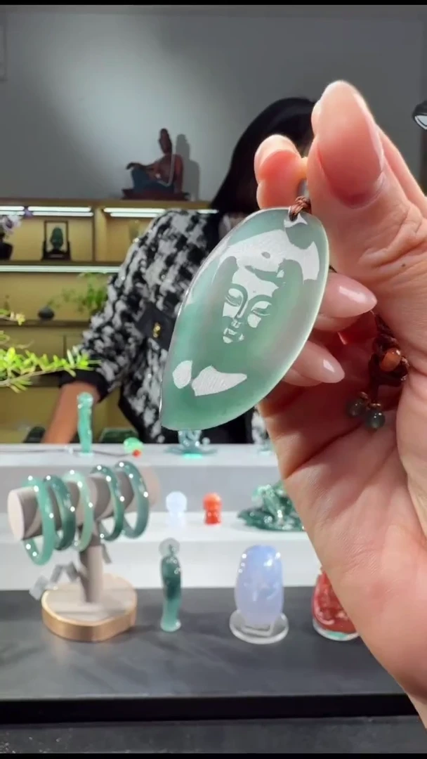 吊坠(不含链)未镶嵌翡翠观音