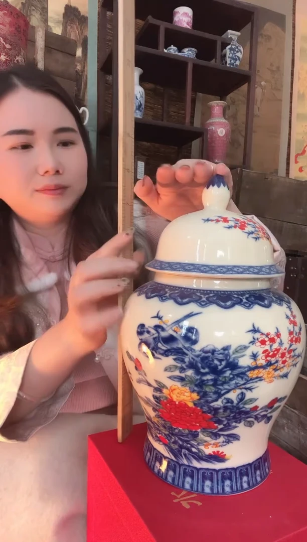 陶景德镇陶瓷摆件J409