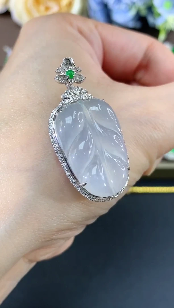 吊坠(不含链)18K金镶嵌翡翠53|