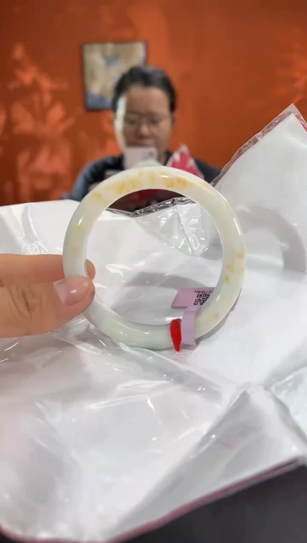 未镶嵌手镯翡翠翡翠手镯