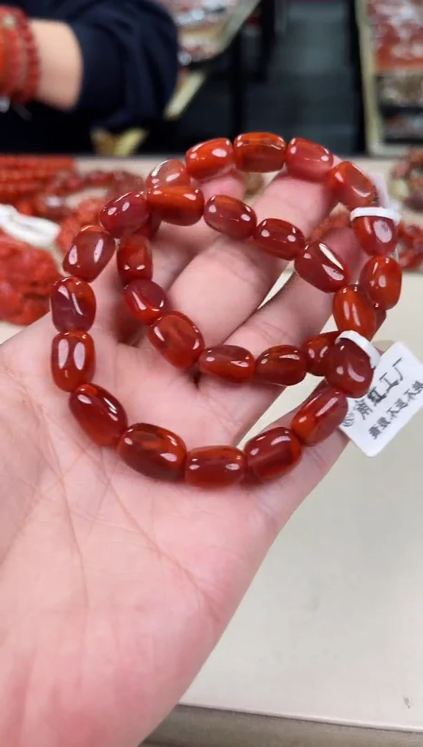 未镶嵌瓦西随型手串南红玛瑙（多样式发其一）