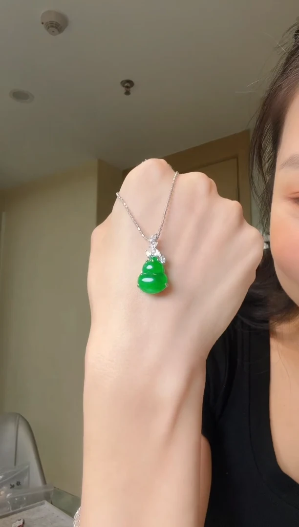 翡翠银S925镶嵌吊坠(不含链)天然翡翠吊坠