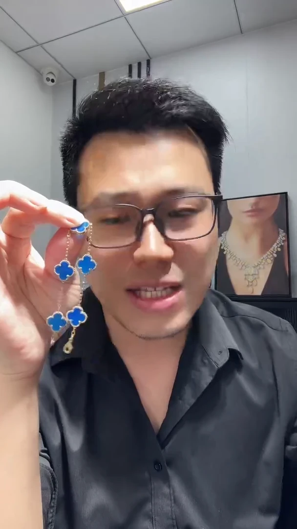 18K金镶嵌手链玛瑙/玉髓蓝色k黄，五花手链