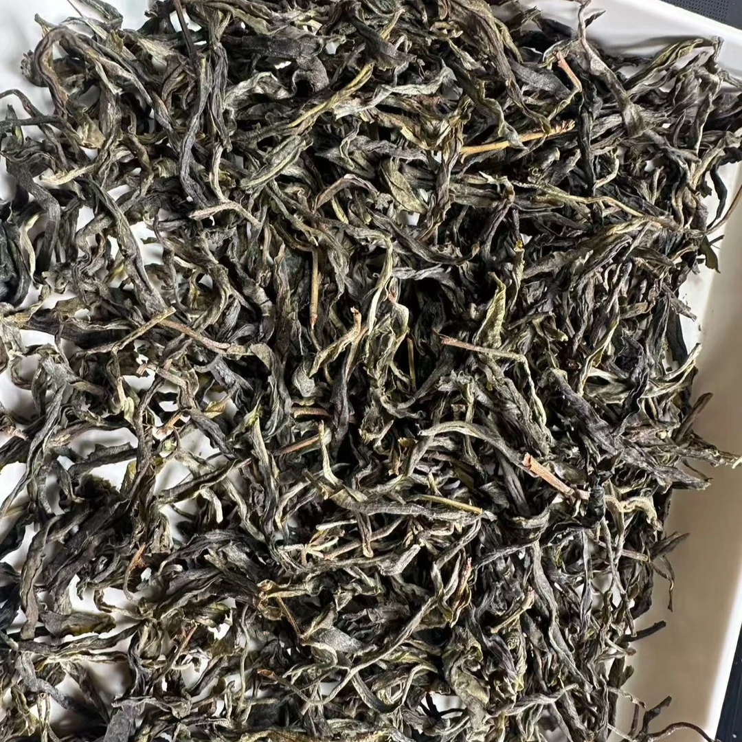 (CN588)lxc/2024年春/小户赛34号红土地古树/晒青毛茶/100g散装