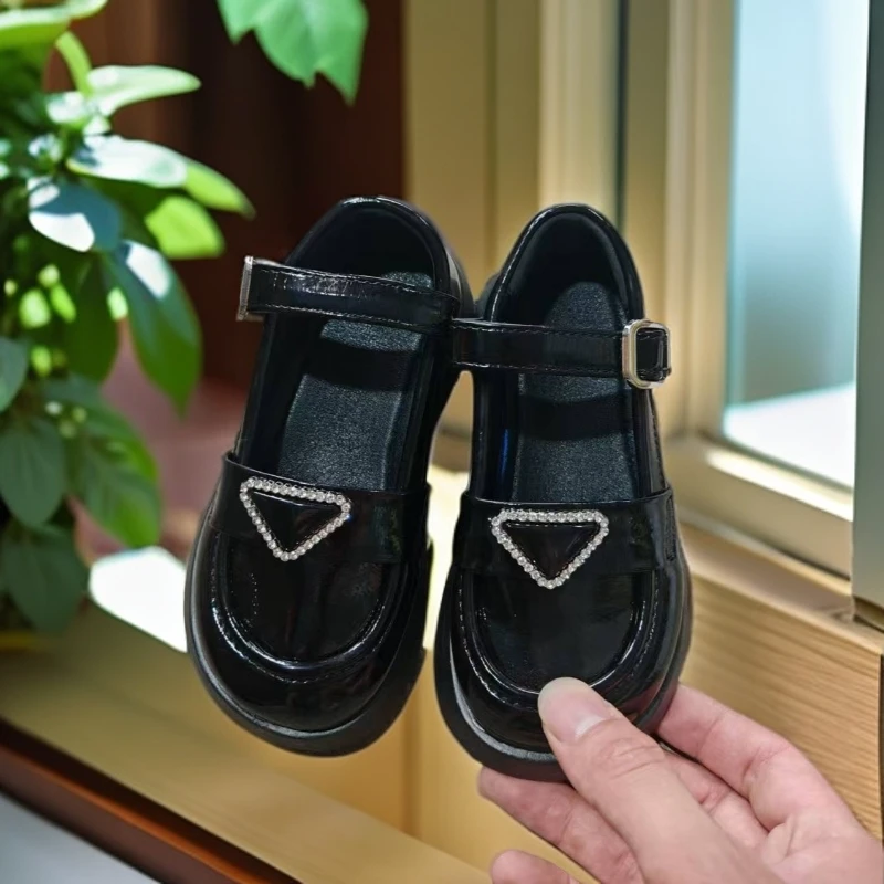 231儿童小皮鞋小女孩公主风软底黑色单鞋学生玛丽珍轻便演出童鞋