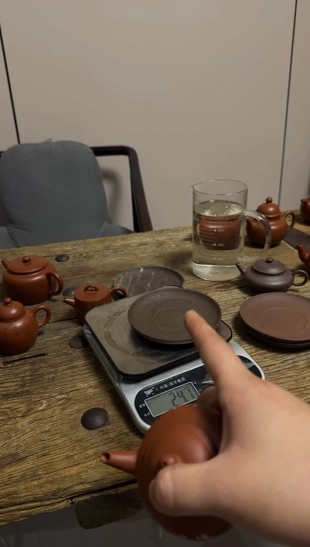 茶壶紫砂许****轴紫泥盘子一个