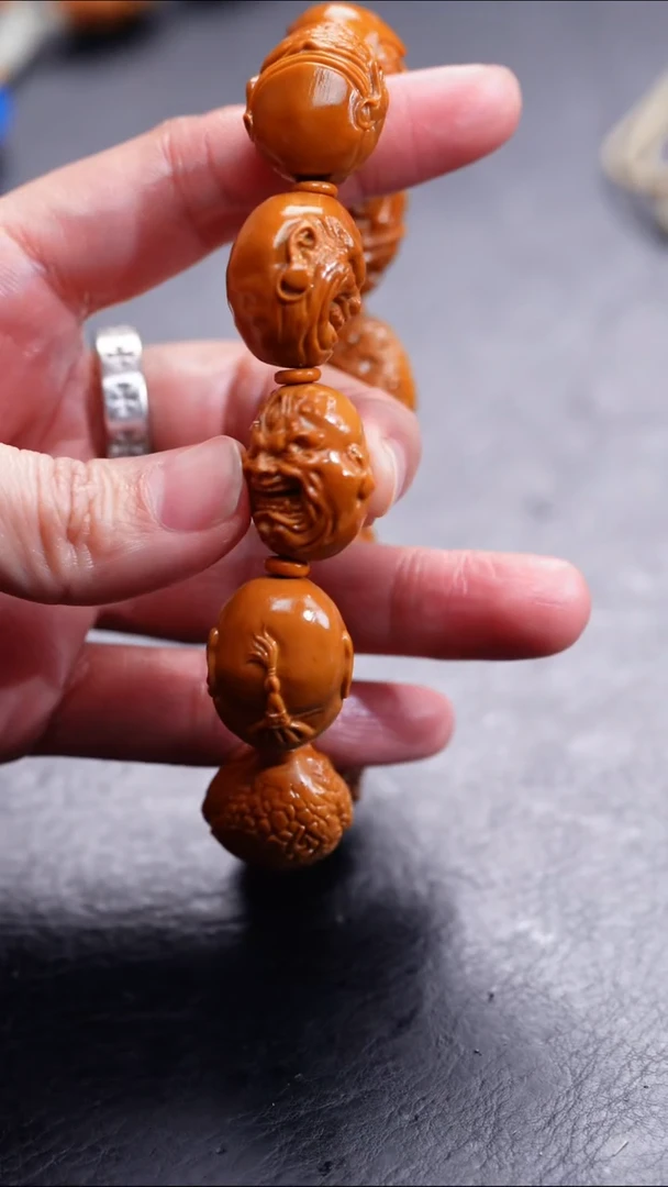 【闪购商品】橄榄核吊坠橄榄核