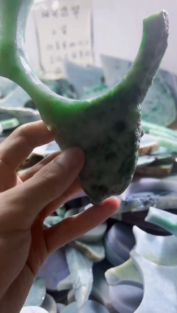 翡翠裸石缅甸翡翠A货陈5086